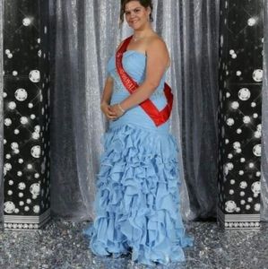 Homecoming/ Prom dresses